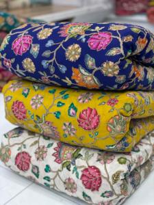 Le tissu de viscose de travail de broderie d'impression de position de crep naturel pur fait au matériel de robe de fantaisie - Product Image 6