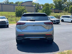 Buick Envision Sport Touring 2024 légèrement utilisée, confortablement conçue - Product Image 2