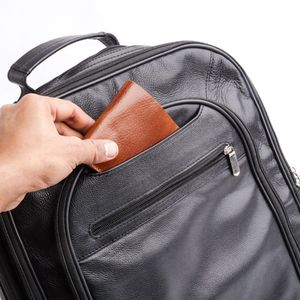 Wholesale 100% Genuine Leather Waterproof Laptop Fashionable Casual Wear Leather <b>Backpack</b> In Solid Color - Product Image 4