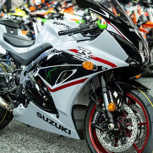 มอเตอร์ไซค์สปอร์ตไบค์ ซูซูกิ GSX-R1000 ปี 2024 ระบบ DOHC 4 สูบ 4 วาล์ว - Product Image 3