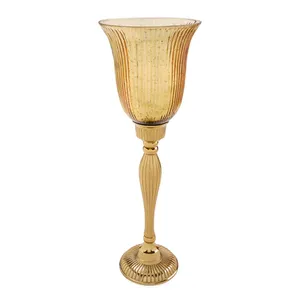 Portavelas de cristal tallado dorado de lujo Base de metal hecha a mano con anillo para bodas y Navidad Diseño único - Product Image 1