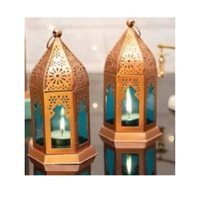 Farol de Vela Decorativo para el Hogar, Hoteles y Bodas, con Marco Dorado, Forma Personalizada, Hecho a Mano, Estilo Marroquí - Product Image 1