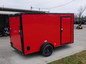 Top 7x12 Cerrado Red V-Nose Blackout Package Auto Trailer con almacenamiento de eje de 3,500lb para automóviles - Product Image 4