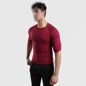 Mahroon T-shirt à manches courtes de compression de couleur unie de la plus haute qualité avec un prix raisonnable du meilleur fournisseur nouveauté service OEM - Product Image 4