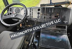 Camión Volquete MAN 35.400 8x4 Usado del 2001 en Venta, Euro 3 Diésel, Volante a la Izquierda, Camión Volquete Pesado de Servicio Pesado Diésel - Product Image 6