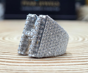 Bague de luxe en argent sterling 925 fait main avec diamant scintillant taille brillant rond, bijou de mode affirmé, cadeau idéal - Product Image 1