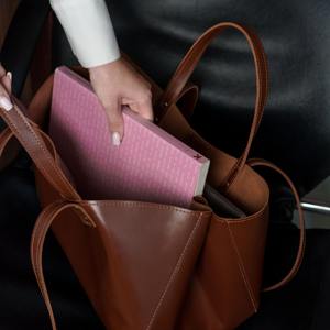 Sac fourre-tout de week-end en cuir véritable de haute qualité, fait main, design de créateur, fermeture éclair, couleurs personnalisables, logo, doublure en toile, tout - Product Image 4