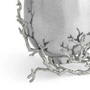 Florero de metal brillante moderno personalizable, centro de mesa de acero para bodas y eventos con superposición de flores doradas decorativas - Product Image 2