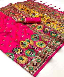 Saree de mariage à bas prix en velours et dentelle - Product Image 6