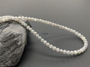 ลูกปัดเพชรสีขาวอัญมณีแบบหลวมสำหรับทำเครื่องประดับลูกปัดแบบ DIY ขนาด3-4.2มม. 15นิ้ว - Product Image 4