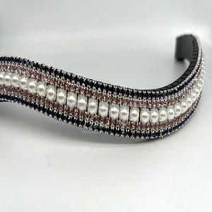 Chaîne de bling personnalisée à 5 rangs de perles blanches Améthyste et cristaux violets Bande de front de cheval en cuir noir anglais en épi complet sur les tailles - Product Image 2