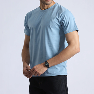 T-shirts en polyester pour hommes de haute qualité, personnalisés, unis, surdimensionnés, courts, imperméables, à séchage rapide, écologiques, fabriqués au Pakistan - Product Image 5