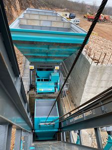 Fiable 120 M3/h Compact Ready Mix Plant Béton Machine Pompe Moteur Moteur avec PLC Boîte de Vitesses Noyau et Roulement Inclus - Product Image 4