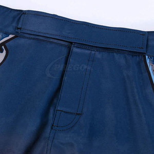 Nouveauté Shorts MMA pour hommes couleur personnalisée Logo avant Respirant Séchage rapide 100% polyester Service OEM Vente en gros Haute qualité 180g - Product Image 4