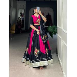 Lehenga Choli de Algodón Puro en Color Negro y Rosa, Diseño de Exportación India, Calidad Premium, Nuevas Llegadas - Product Image 1