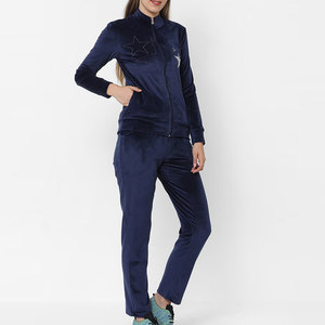 Nouvelle arrivée de survêtements décontractés en velours pour femmes Top Factory Outlet pour la saison d'hiver Logo de marque imprimé motif solide - Product Image 2