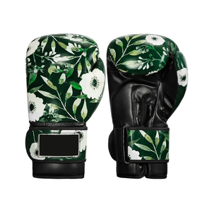 Gants de boxe personnalisés professionnels 2025, logo personnalisé, cuir de vache, gants d'entraînement de Muay Thai personnalisés, légers - Product Image 1