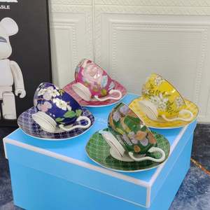 Nouvelle Collection 2025 : Ensemble Tasse et Soucoupe Personnalisables – Prix Usine – Service à Café et Thé en Porcelaine Fine (Bone China) - Product Image 2