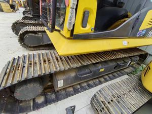 Komatsu pc110-6เครื่องขุดไฮดรอลิกนำเสนออัตราสิ้นเปลืองเชื้อเพลิงที่มีประสิทธิภาพและประสิทธิภาพที่เชื่อถือได้การควบคุมที่สะดวกสบาย - Product Image 6