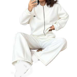 Ensemble de survêtement pour femmes, veste zippée avec pantalon à cordon de serrage, coupe décontractée, vêtements de sport, ensemble d'entraînement, vente en gros - Product Image 3