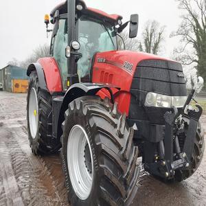 Calidad Premium Case IH Puma 200 Tractor Entrega rápida Obtenga el suyo ahora Compre opciones al por mayor para la Excelencia agrícola - Product Image 4