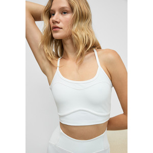 Urban Beat GROVIX Sujetador deportivo con tiras y relleno en el busto, suave y elástico, con textura en la espalda, para mujer - Product Image 4