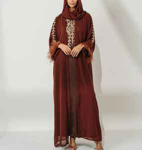 Nouvelle arrivée femmes Top qualité femmes modestes Abayas dans toutes les tailles et couleurs personnalisables 2025 meilleur style - Product Image 4