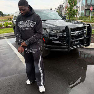 Street-Style Custom Serigrafía con rayas Jogger Fully Rhinestones Flared Sweatpants Acid Wash chándal para hombres - Product Image 1