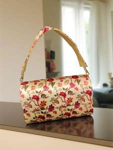 Bolso de Mano Bordado con Cuentas, Bolso de Mano de Tela Floral, Bolso de Fiesta Hecho a Mano para Mujer, Proveedor Mayorista de Exportación de la India, Fabricantes de Equipos Originales - Product Image 4