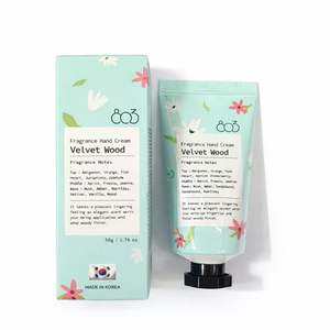 Crème pour les mains parfumée Velours Bois - Product Image 1