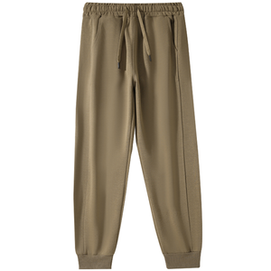 กางเกงกีฬาผู้ชายทรงหลวม สไตล์เรโทร สีพื้น เรียบง่าย สวมใส่สบาย เหมาะกับฤดูใบไม้ร่วง - Product Image 1