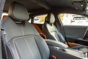 AUTO ELÉCTRICO EXTREMADAMENTE LIMPIO 2025 LUCID AIR GRAND TOURING 819-HP DOBLE MOTOR AWD LISTO PARA ENTREGA - Product Image 4