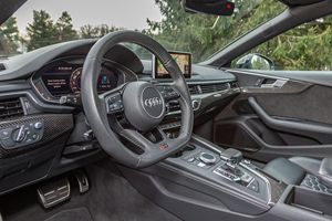 Audi RS5 Sportback 2019 d'occasion, 444 ch, V6 biturbo, noir, packs Optique et Dynamique, non modifiée - Product Image 4
