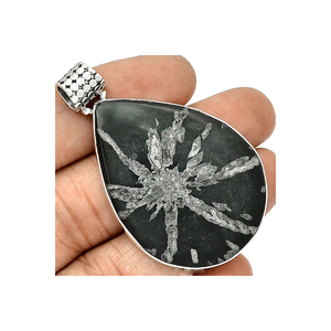 Colgante de crisantemo de Plata de Ley 925 más caliente hecho a mano con incrustaciones de ajuste de bisel elegante mejor precio cada unidad - Product Image 1