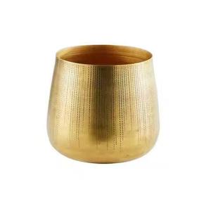 Urne vintage en métal cuivre fabriquée à la main Accent décoratif pour la décoration de la maison Couloir rustique et centre de table d'entrée - Product Image 4