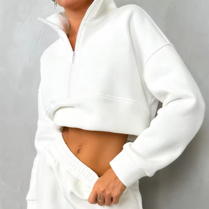 Survêtement 2 pièces sport décontracté pour femmes Logo personnalisé tricot ample solide nouveau pull à fermeture éclair ensemble de pantalons pour l'été doux - Product Image 4