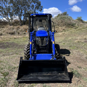 Tractor de Ruedas de 90 CV con Tracción en las 4 Ruedas, Transmisión de Engranajes, Caja de Cambios Automática con Motor, Bomba y Rodamiento para Uso Agrícola - Product Image 2