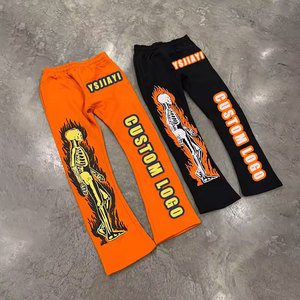Pantalones Acampanados para Hombre con Logotipo Personalizado, Estampado de Esqueleto, Cintura Elástica, Estilo Urbano, Pantalones Deportivos de Poliéster Naranja y Negro - Product Image 1