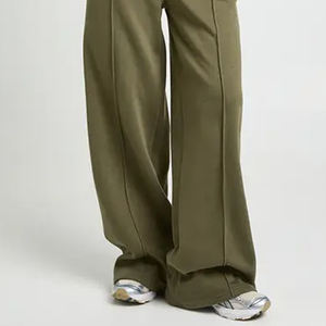 Conjunto Deportivo de Alta Calidad con Pantalones Anchos a Juego para Mujer, Corte Holgado con Mangas Largas y Diseño Oversize - Product Image 4