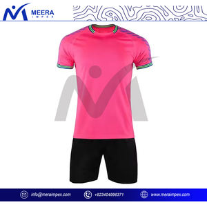 Venta al por mayor de uniformes de fútbol para los hombres logotipo personalizado transpirable fútbol Jersey y pantalones cortos conjunto equipo deportivo ropa de entrenamiento a granel - Product Image 2