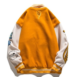 Vente en gros de veste Letterman universitaire vintage avec logo personnalisé, broderie en chenille, quantité minimale de commande bas, tissu laine d'hiver, toile, manches en cuir - Product Image 2