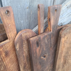 Vineh Look Ensemble de 2 planches à découper en bois, planches artisanales parfaites pour la préparation en cuisine, le service et l'exposition sur table, en provenance d'Inde - Product Image 3