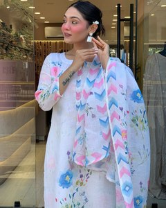 Lino Algodón Impreso Estilo vintage Hasta la rodilla Kurta Set Salwar Trabajo bordado dibujado a mano - Product Image 4