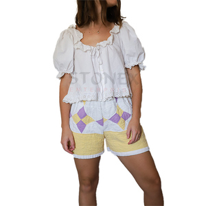 Short matelassé couleur sur mesure pour femmes dernière conception short de haute qualité à prix d'usine direct - Product Image 1