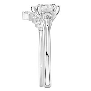 แหวนเจ้าสาวหินสามก้อนตัดรูปหัวใจสำหรับผู้หญิง - Product Image 4