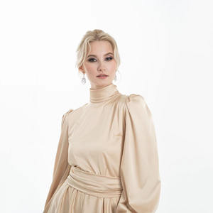 ชุดเดรสอาบายาเข้ารูปสำหรับผู้หญิงมุสลิมชุดเดรสสีเบจสุภาพแบบอิสลาม - Product Image 1