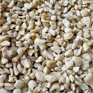 Noix de cajou brutes de qualité supérieure, noyaux de cajou cassés, noix sèches, badam, emballage OEM, ODM, SANTIGO - Product Image 1
