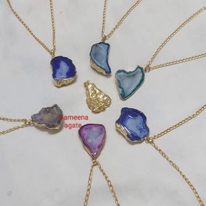 Collier pendentif en agate druzy Vente en gros Collier pendentifs en agate de cristal plaqué or tranche d'agate à vendre - Product Image 1