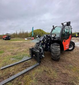 Manipulador Telescópico Kubota KTH4815-2, Capacidad de Carga de 2 Toneladas, Todoterreno, Garantía de 1.5 Años, en Venta - Product Image 3