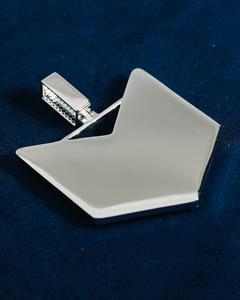 Collar con colgante de escudo personalizado con logotipo, joyería hip hop con incrustaciones de diamantes CZ, cadena cubana brillante para hombres y mujeres - Product Image 4